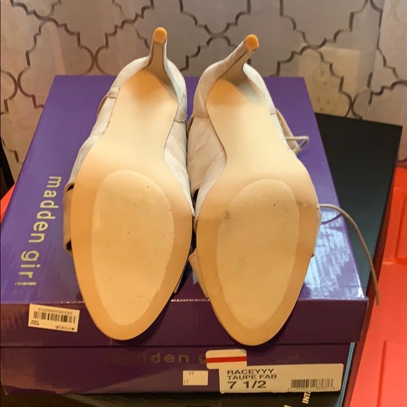 Madden Girl Heels - Picture 8 of 8